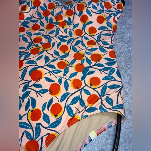 S09 Summersalt The Ruffle Backflip Pink Nectarine
Orange Orchard size 8 - Picture 4 of 9